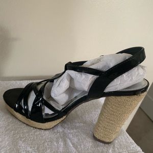 9 WHBM BLACK PATENT SANDAL